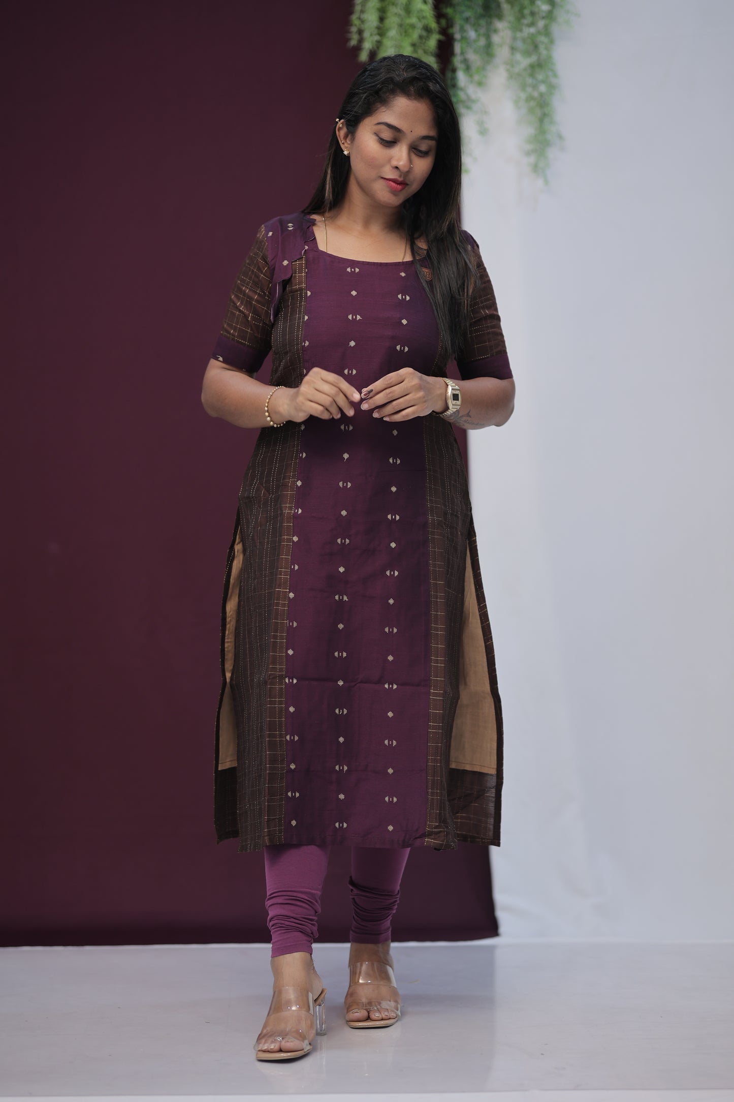 24April/series1/001-rawsilk-kurta