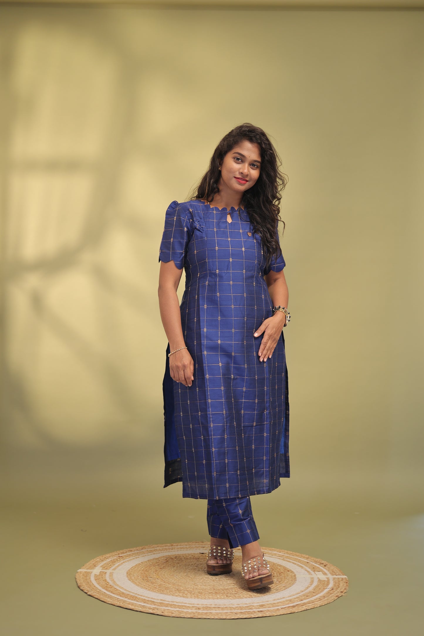 Oorvashi-royal blue suit