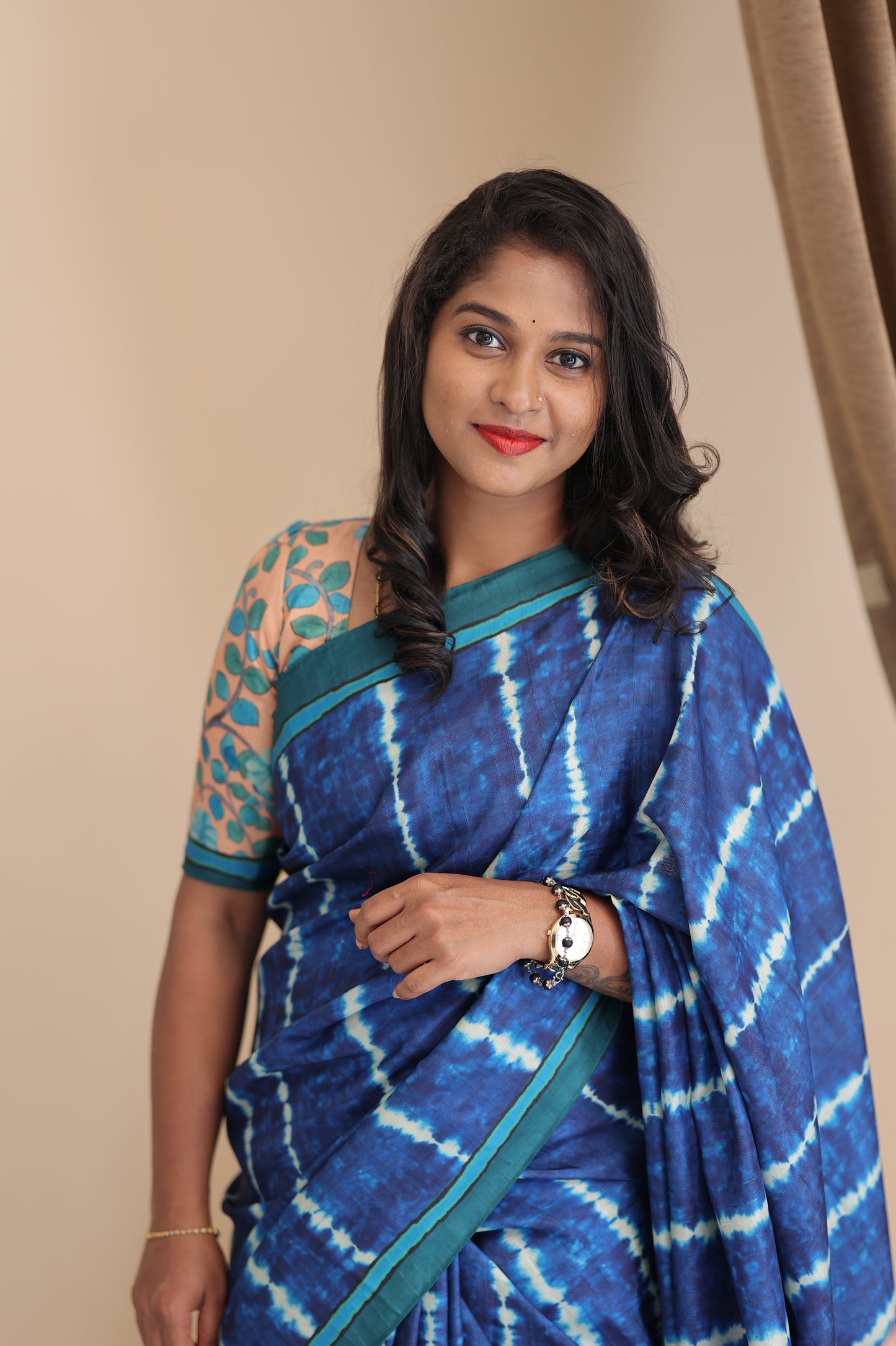 Semitussarsaree-ST403