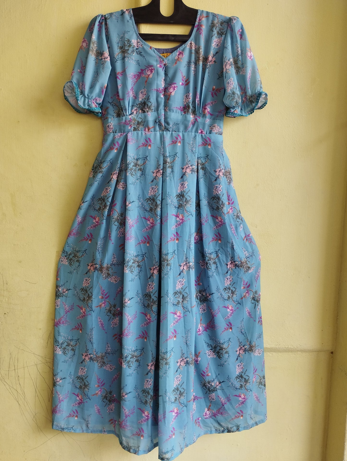 CS1 blue floral georgette