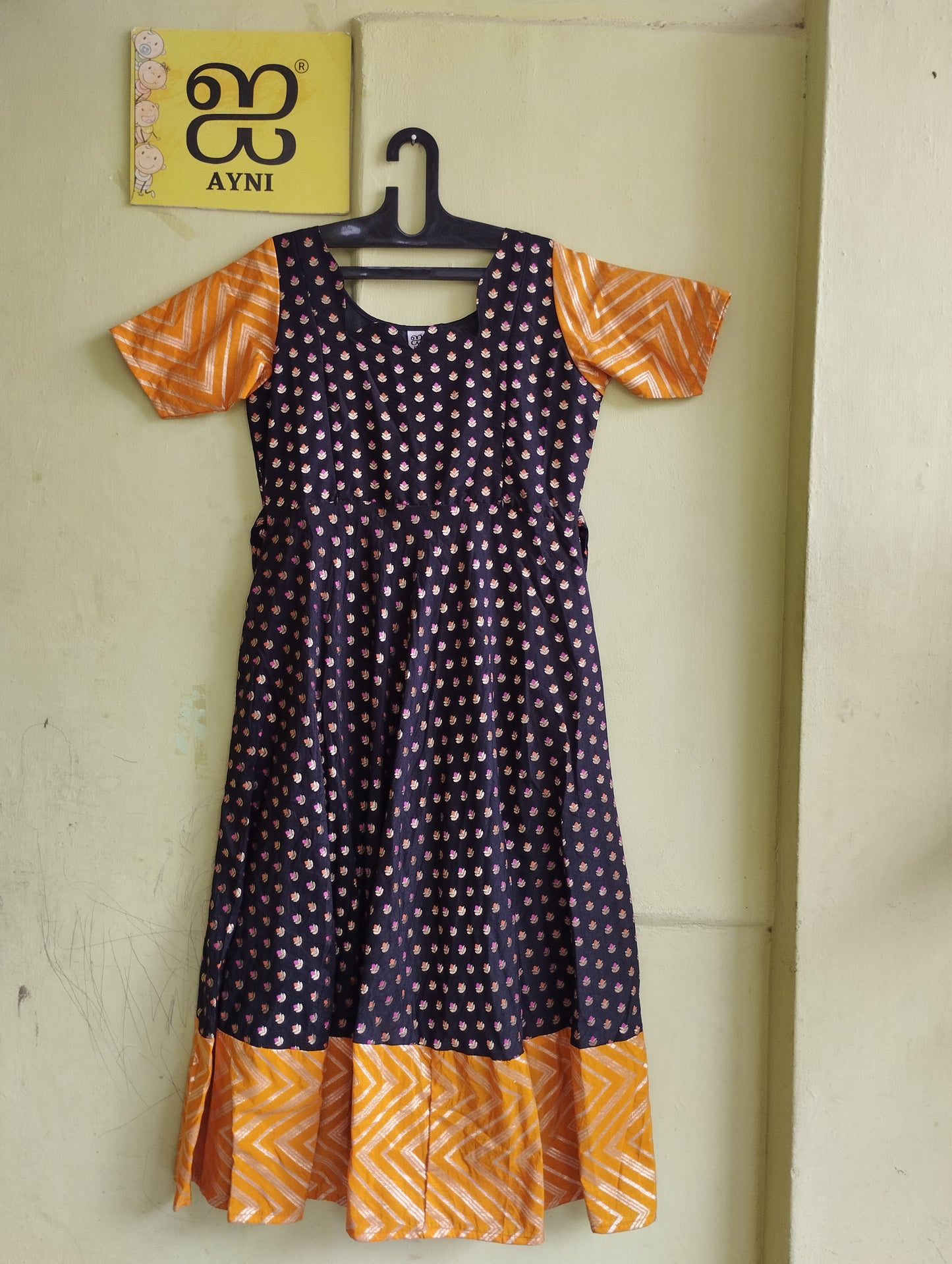 Black and yellow border frock